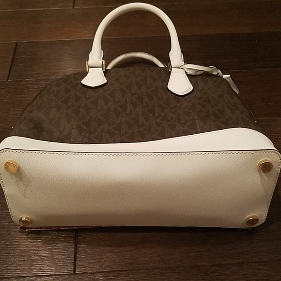 MICHAEL Michael Kors Medium Purse - Picture 3 of 7